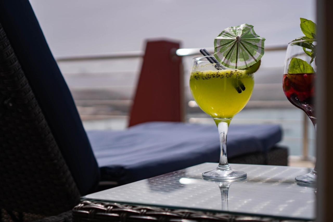 Blue Marlin Hotel Mindelo Bagian luar foto
