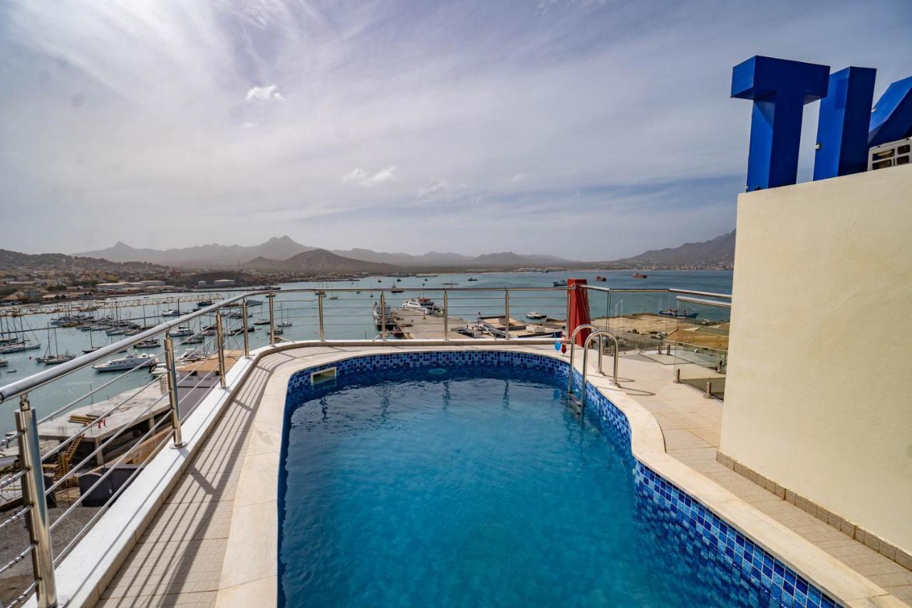 Blue Marlin Hotel Mindelo Bagian luar foto