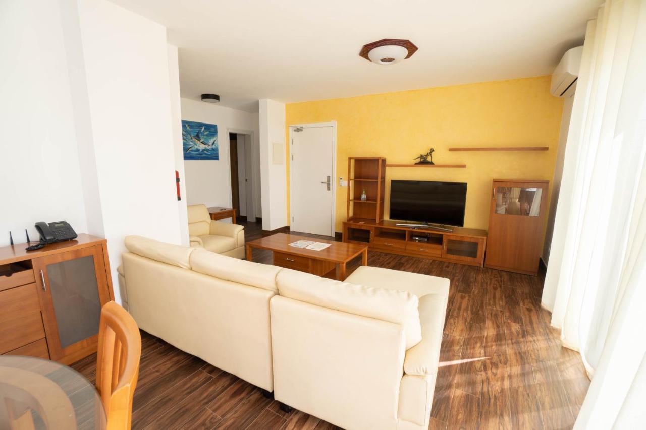 Blue Marlin Hotel Mindelo Bagian luar foto