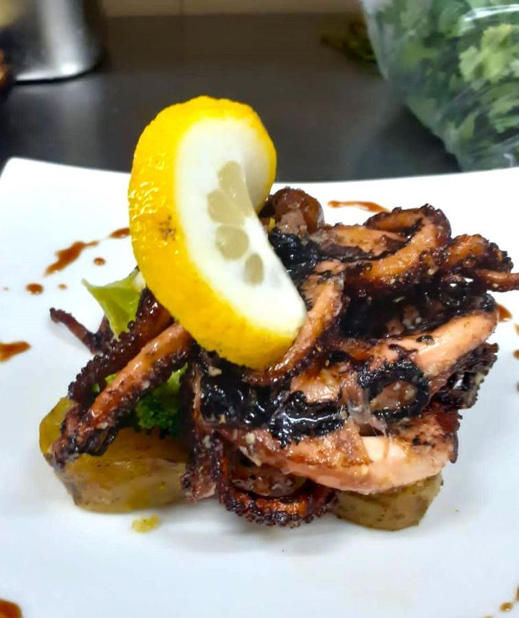 Blue Marlin Hotel Mindelo Bagian luar foto